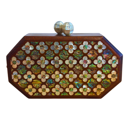 Jouri – Pochette Damasquine de Luxe avec Nacre Florale & Chaîne de Perles