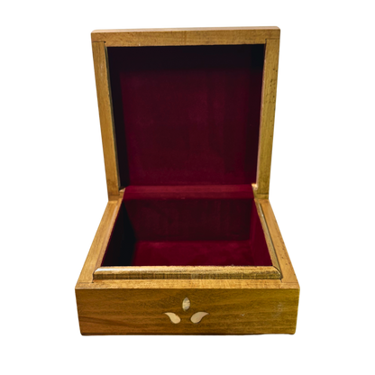 Boîte Damasquine de Luxe Artisanale – Nacre & Velours