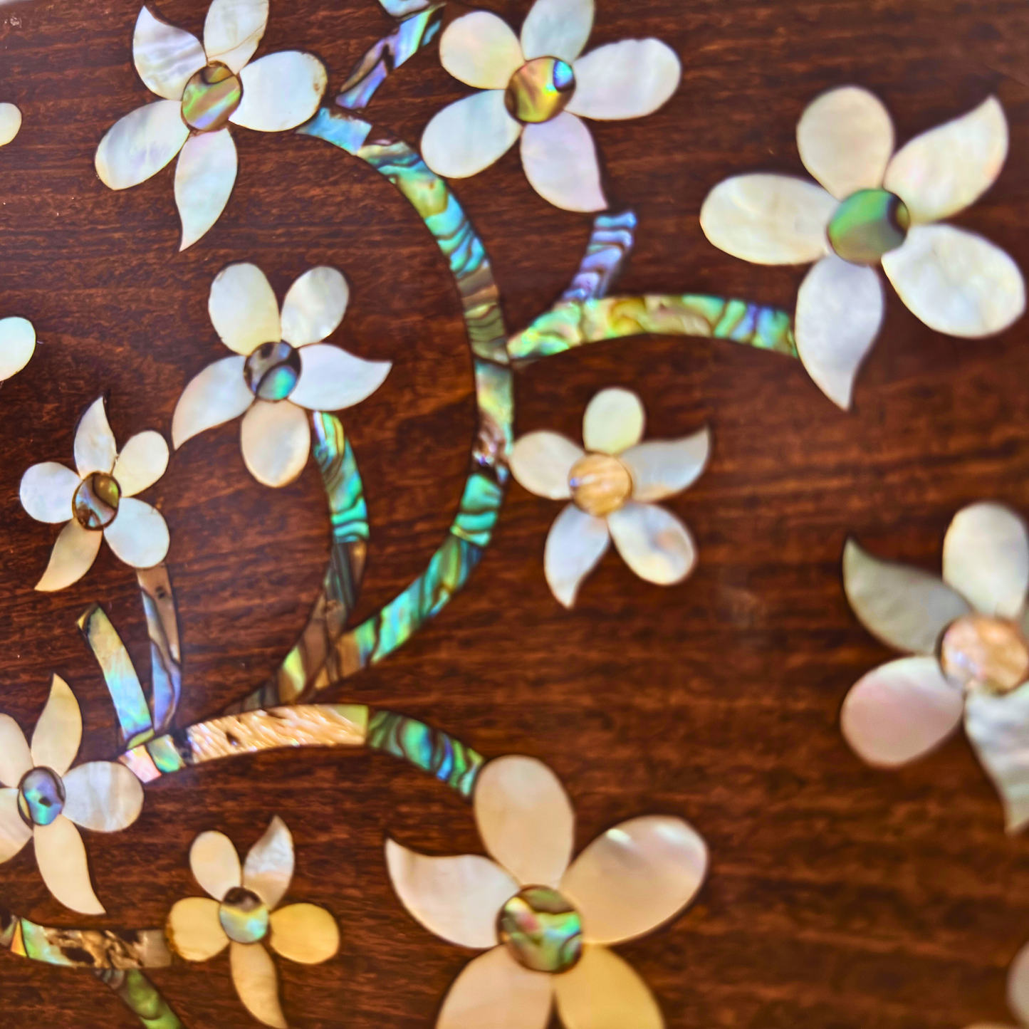 Yasmine – Pochette Damasquine de Luxe avec Nacre & Doublure Brocart