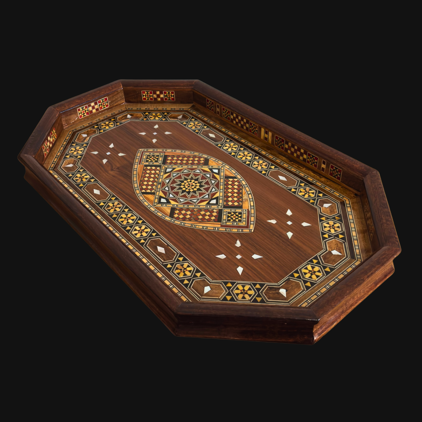 Plateau Damasquiné en Bois – Incrustation de Nacre & Finition Noyer