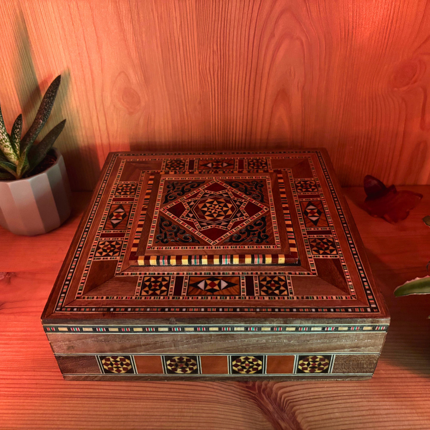 Damascene Mosaic Box – Handcrafted Art for Jewelry & Keepsakes