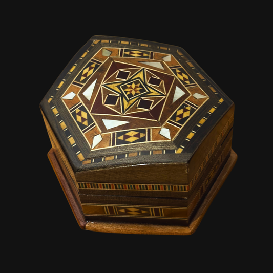 Scatola in Mosaico Artigianale di Damasco – Arte Tradizionale & Velluto