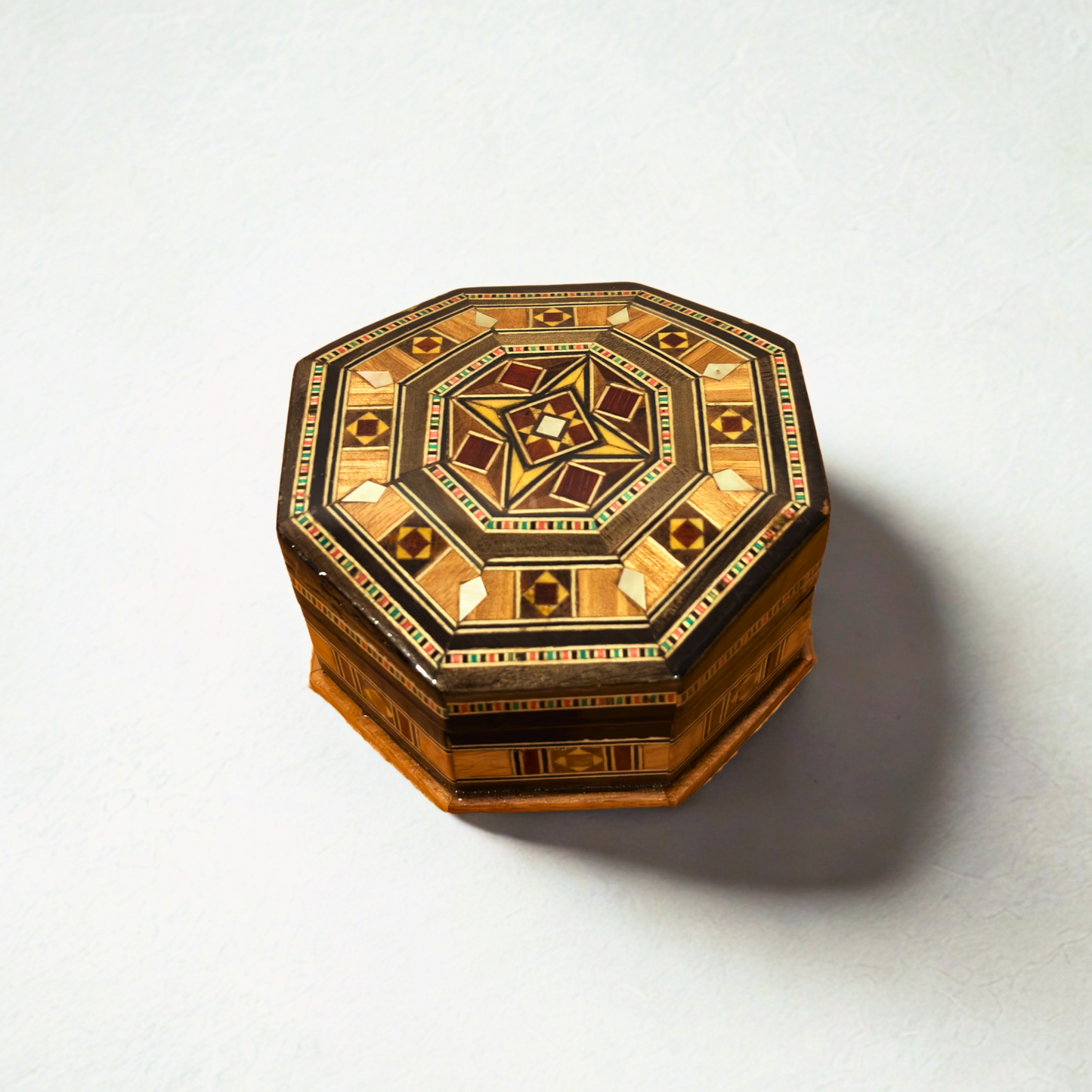 Şam El Yapımı Mozaik Kutu – Geleneksel Sanat & Kadife İç Yüzey