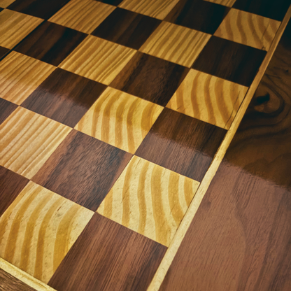 Table Damasquinée d’Échecs et de Backgammon Faite à la Main par Gaby Al Dayeh – Design Classique
