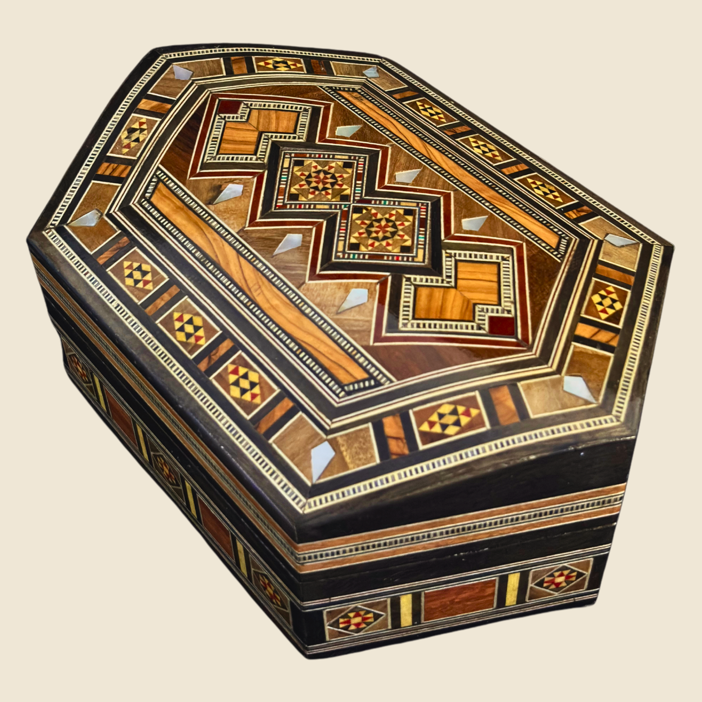 Handgemaakte Damascene Mozaïekdoos – Parelmoer & Fluweel