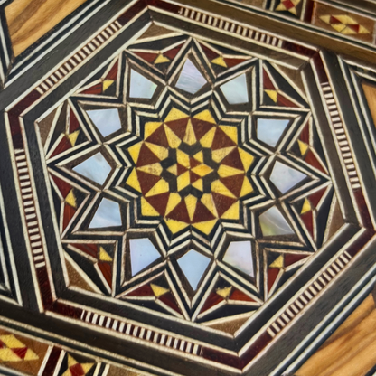 Boîte en Mosaïque Damascène Faite Main – Nacre & Velours