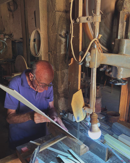 Handgemaakte Damascener Backgammon- & Schaaktafel door Gaby Al Dayeh – Meesterwerk met Parelmoerinleg