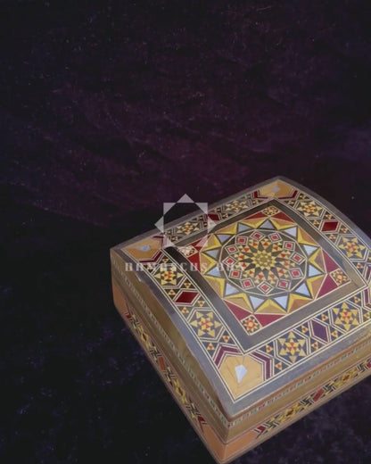 Boîte en Mosaïque Damascène Faite Main – Nacre & Velours